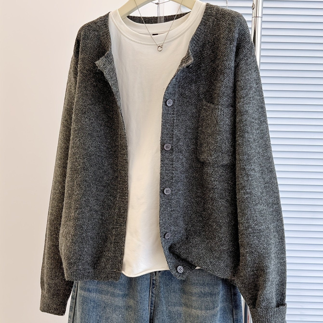 Women's Casual Button-Up Cardigan - Soft Stretchy Long Sleeve with Pockets, Solid Brown for Spring\u002FFall, Lightweight and Comfortable Casual Attire,