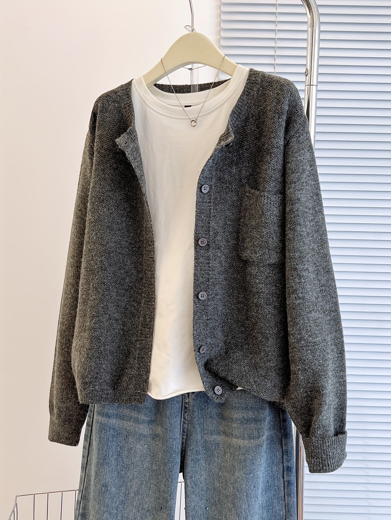Women's Casual Button-Up Cardigan - Soft Stretchy Long Sleeve with Pockets, Solid Brown for Spring\u002FFall, Lightweight and Comfortable Casual Attire,